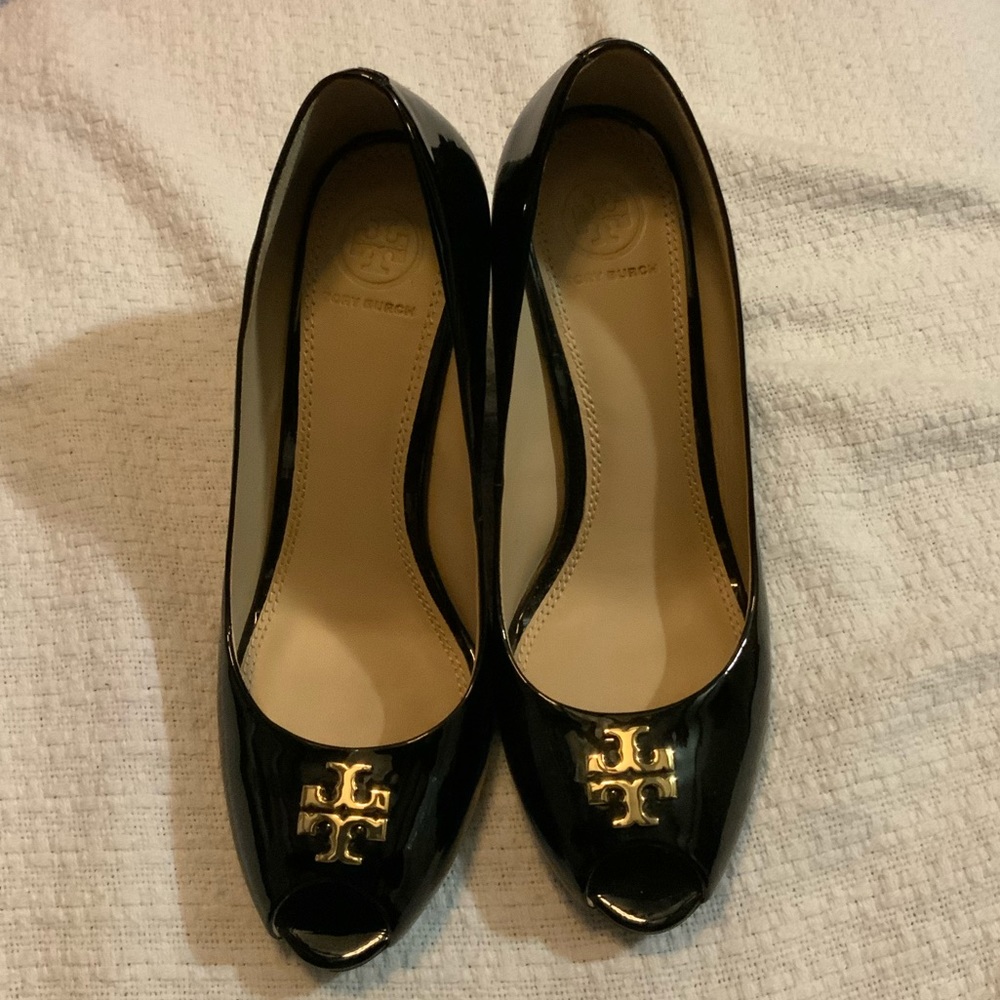 Black patent Tory Burch wedge